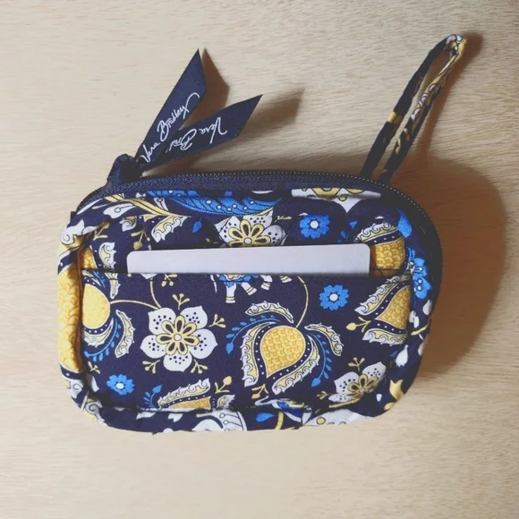 Vera Bradley Ellie Blue (Fall 2009) Wristlet Coin Purse - Picture 3 of 5